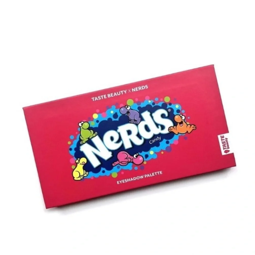 Nerds Eyeshadow Palette X Taste Beauty - Picture 3 of 7